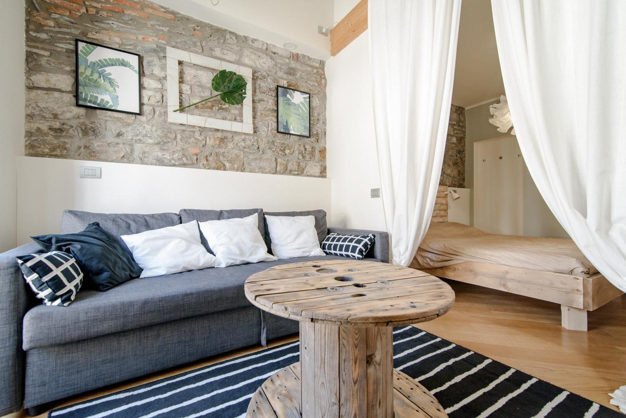 Gem Of The Lake - Luxury Apartment Como Old Town Dış mekan fotoğraf