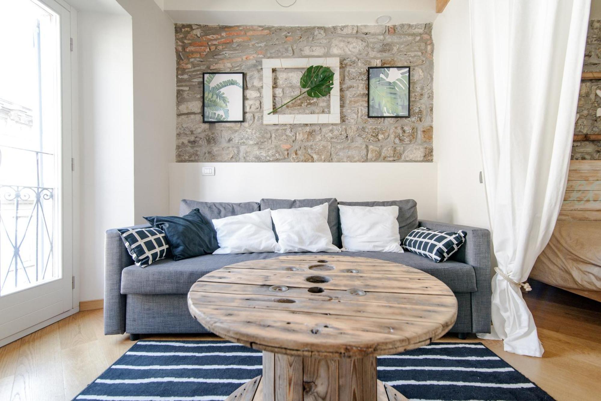 Gem Of The Lake - Luxury Apartment Como Old Town Dış mekan fotoğraf