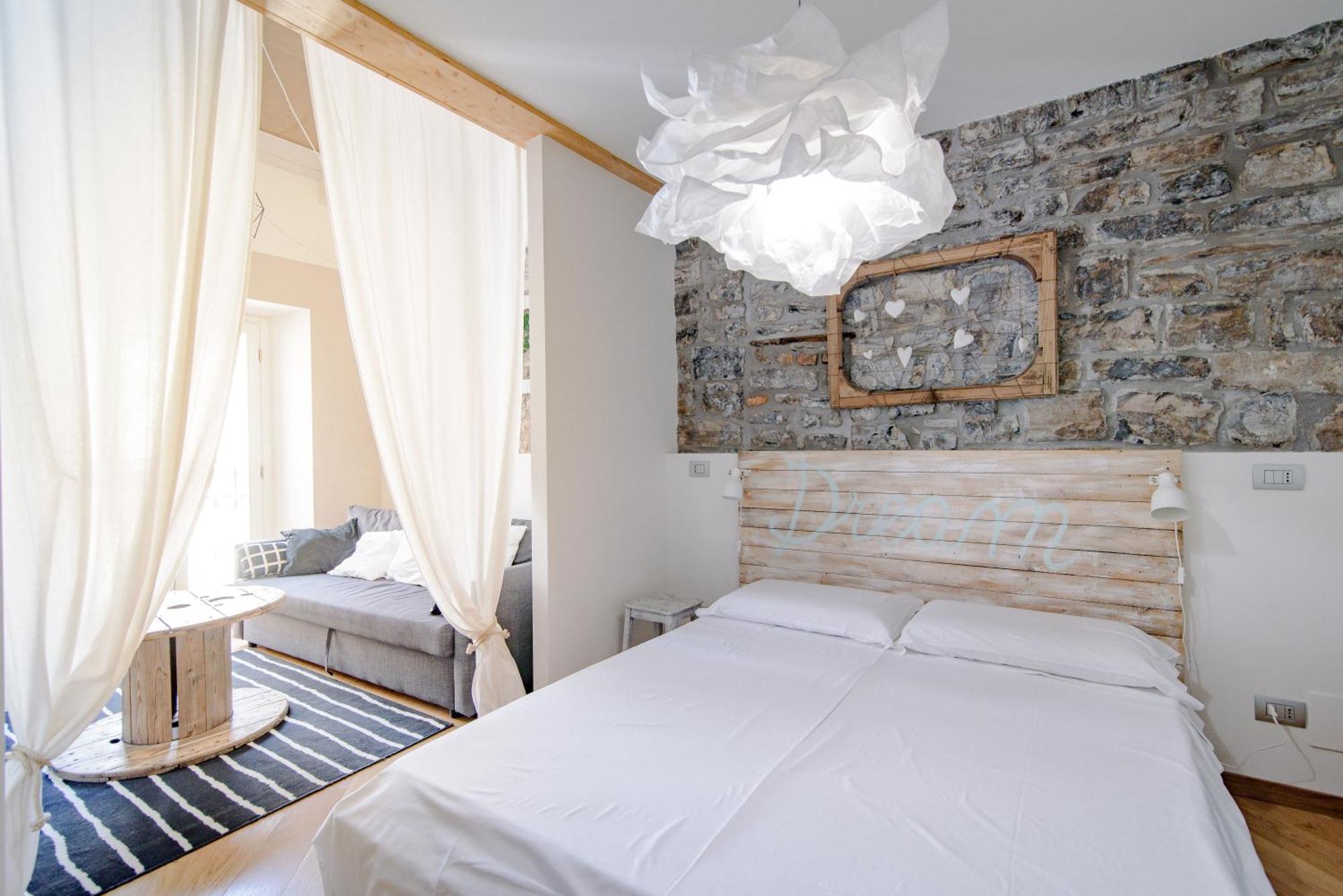 Gem Of The Lake - Luxury Apartment Como Old Town Dış mekan fotoğraf